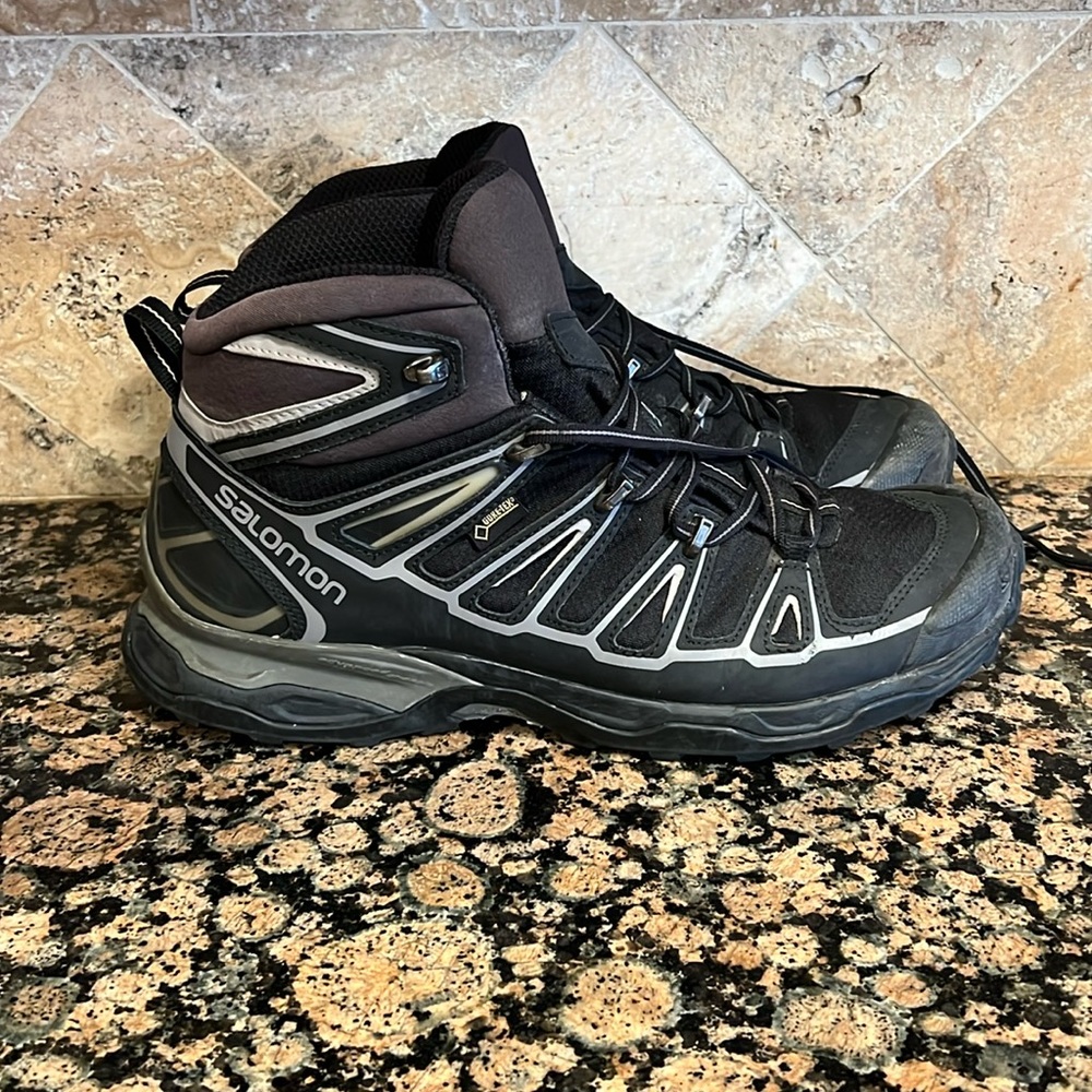 Salomon’s 11 men